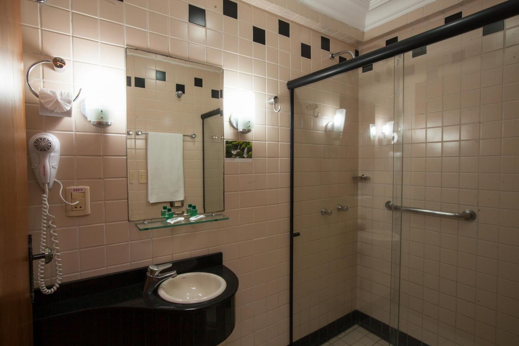 Grande Hotel Guarapuava Phòng bức ảnh